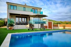 Villa in Dobropoljana - Masanda Villa mit Pool, Sauna &...
