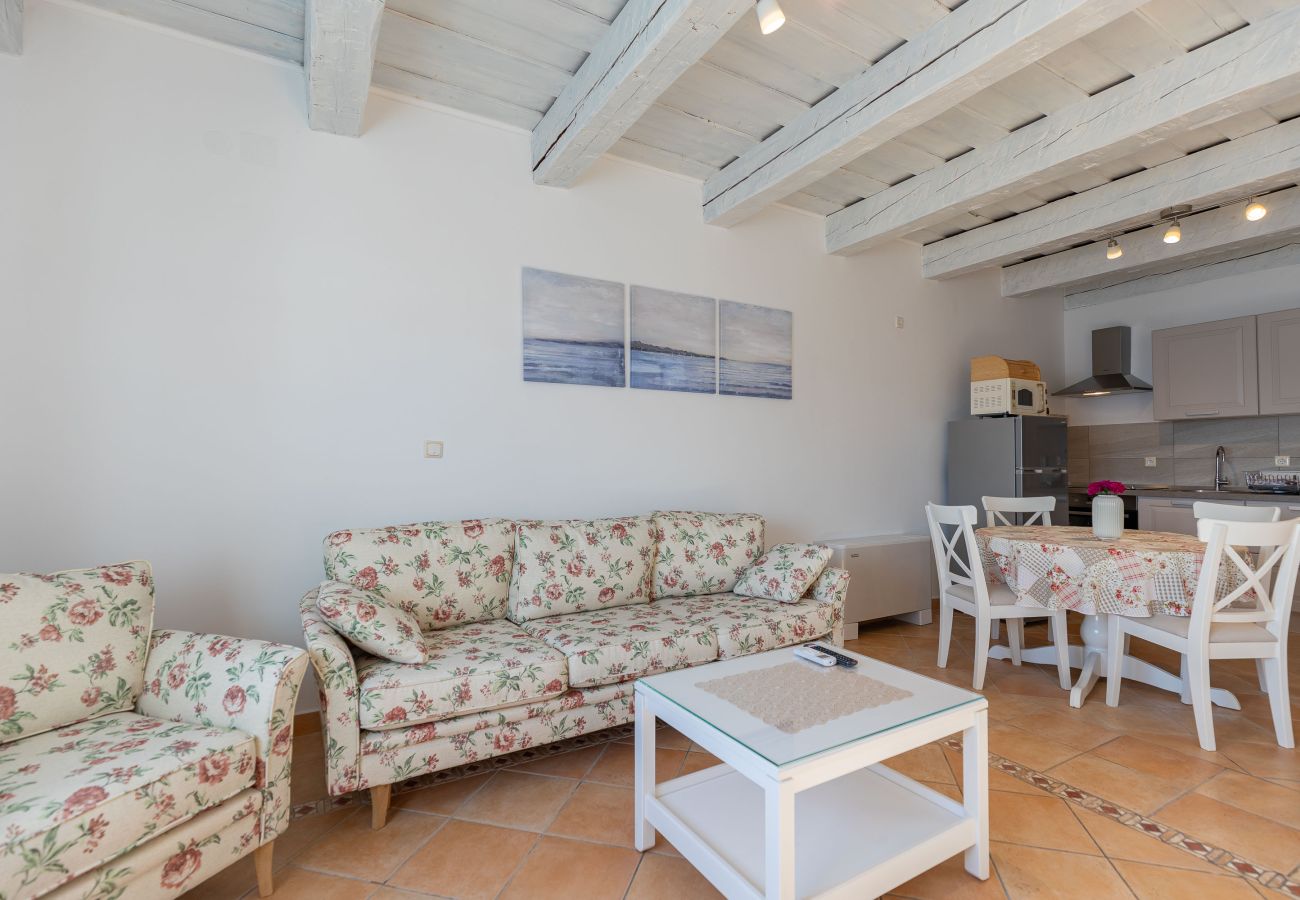 Apartment in Maslenica - Sidro, Schöne Ferienwohnung mit Meerblick,