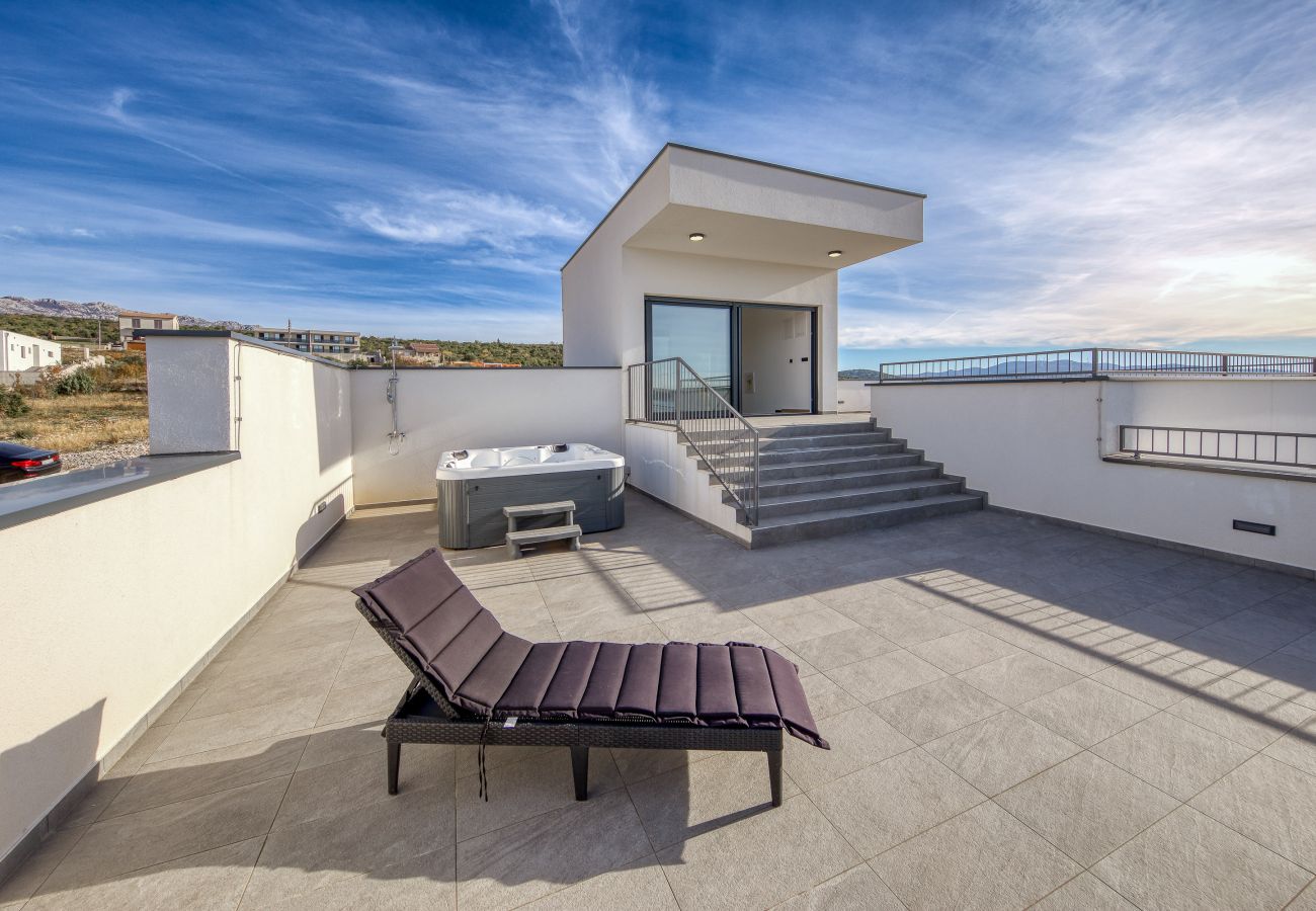 Villa in Maslenica - Villa Flokica