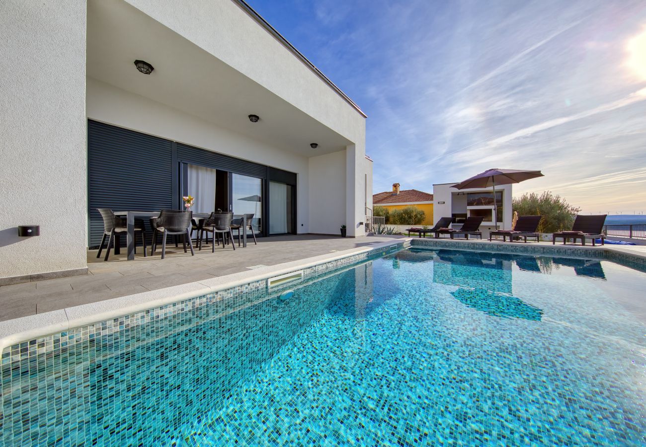 Villa in Maslenica - Villa Flokica