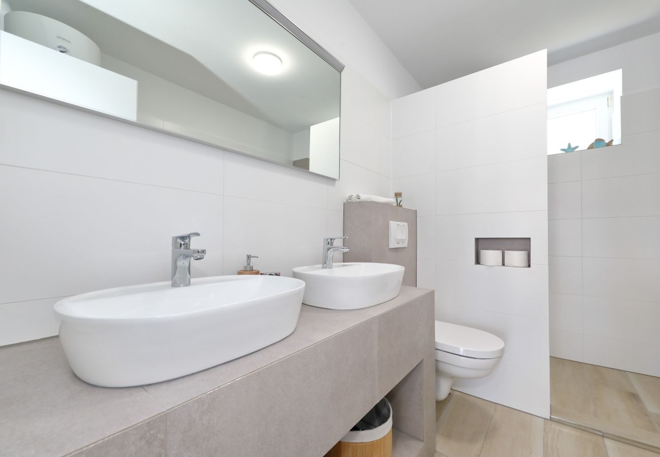 Villa in Vrsi - Villa Angelina