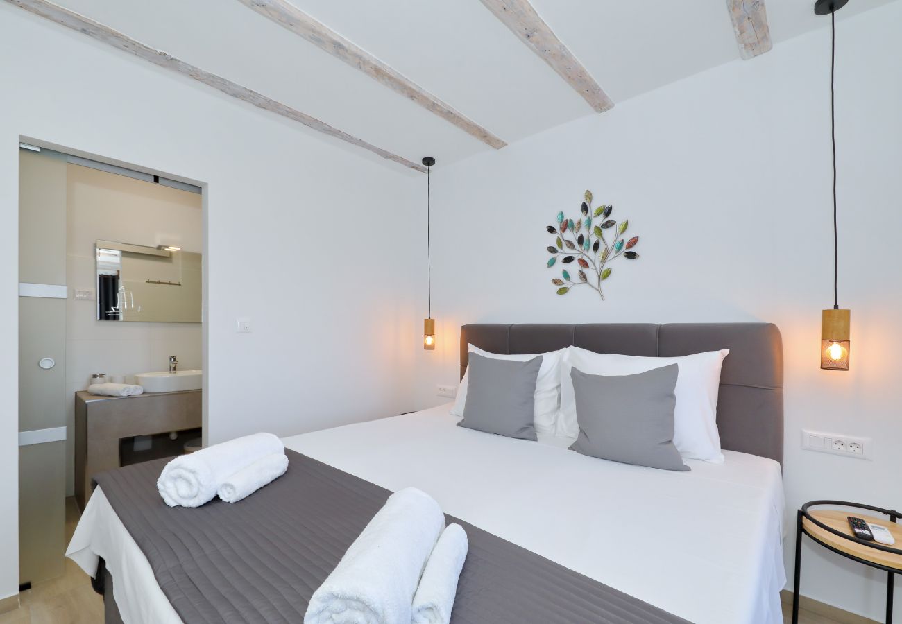 Villa in Vrsi - Villa Angelina