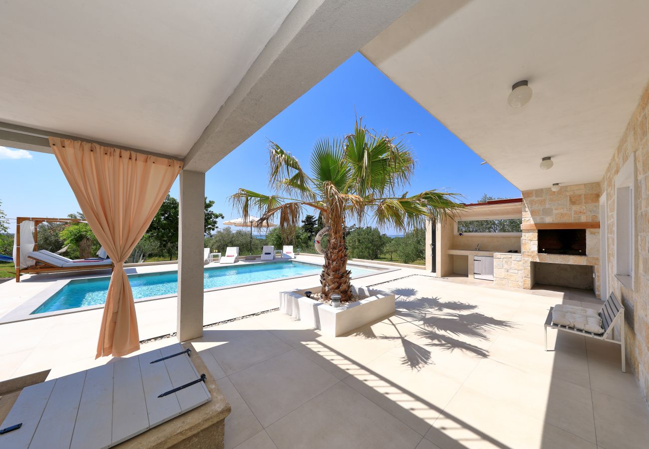 Villa in Vrsi - Villa Angelina