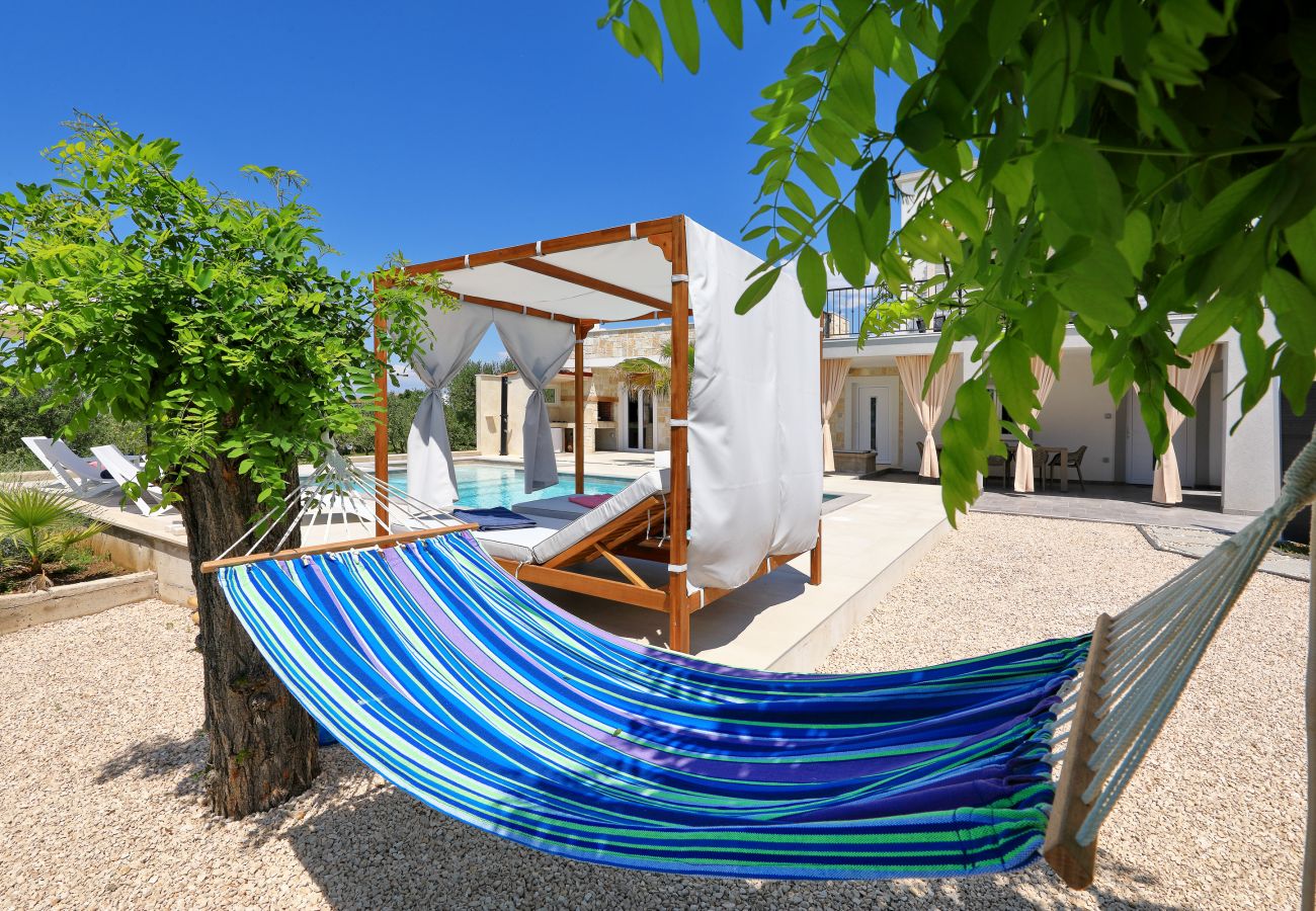 Villa in Vrsi - Villa Angelina