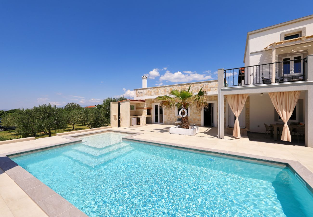 Villa in Vrsi - Villa Angelina