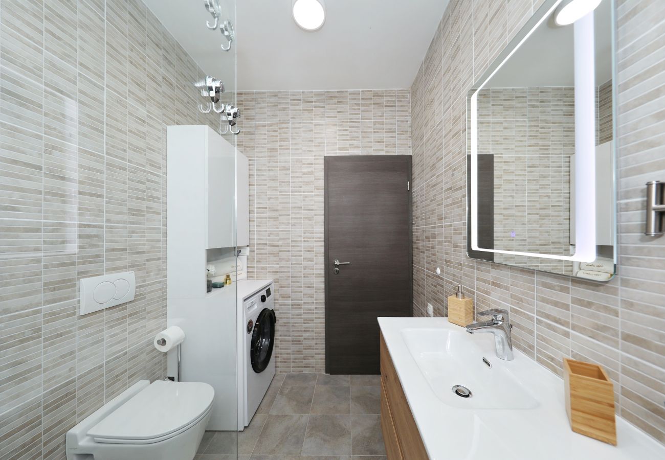 House in Vir - Jandro, Modernes Ferienhaus für Familie mit Pool