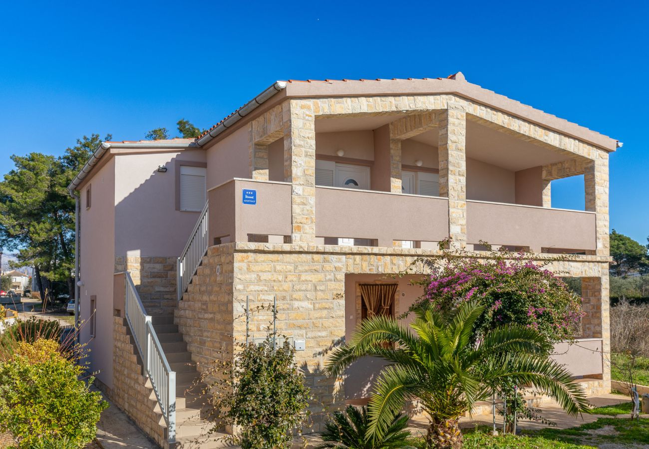Apartment in Vir - Apartment Bojo No 2 near the Beach