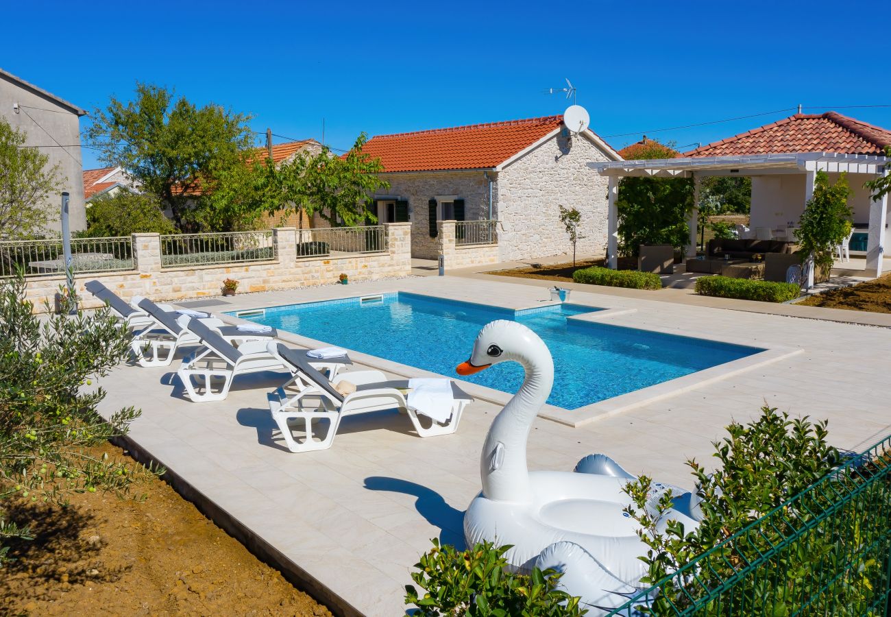 House in Debeljak - Holiday Home Angelina with Private Pool