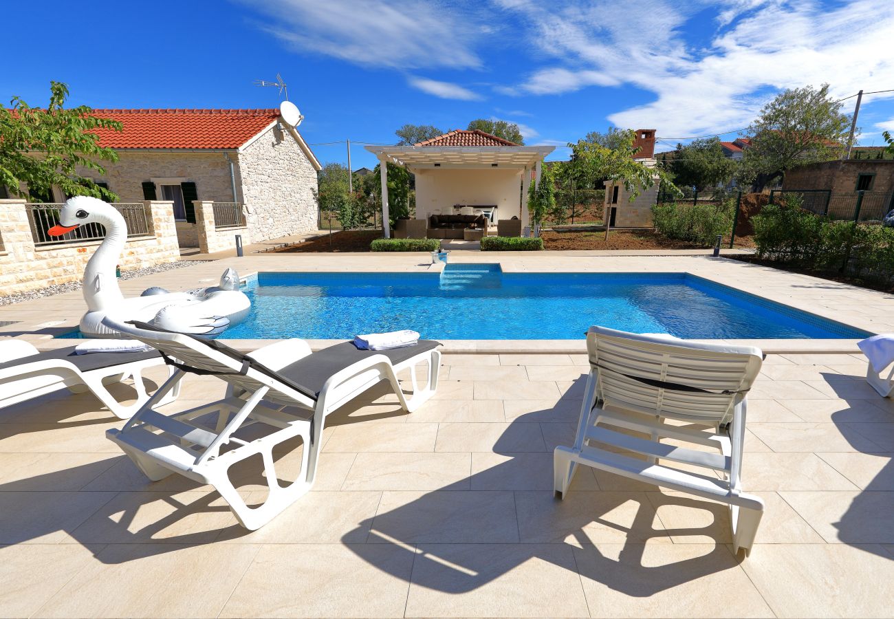 House in Debeljak - Holiday Home Angelina with Private Pool