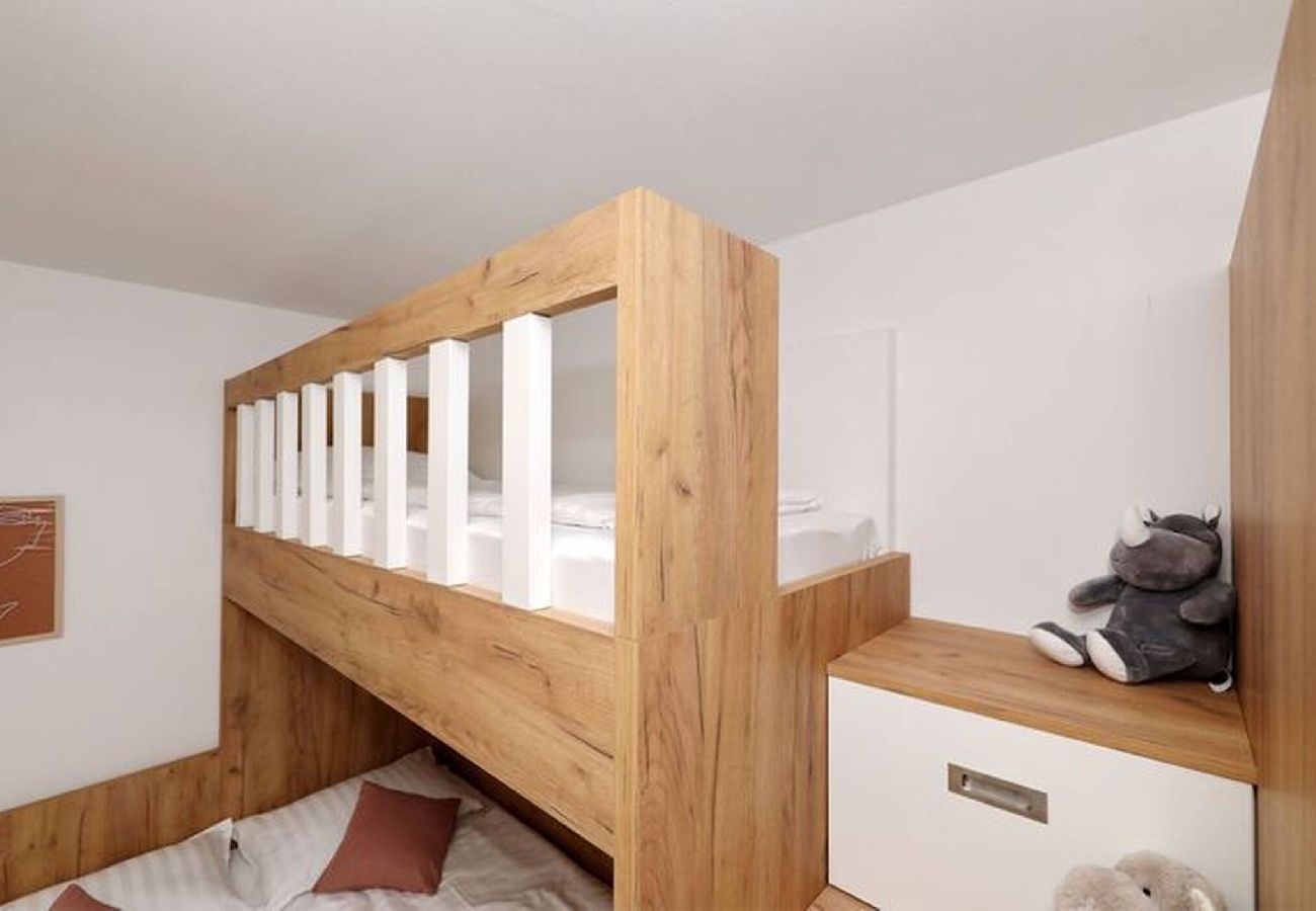 Apartment in Vir - Cicak, No.1