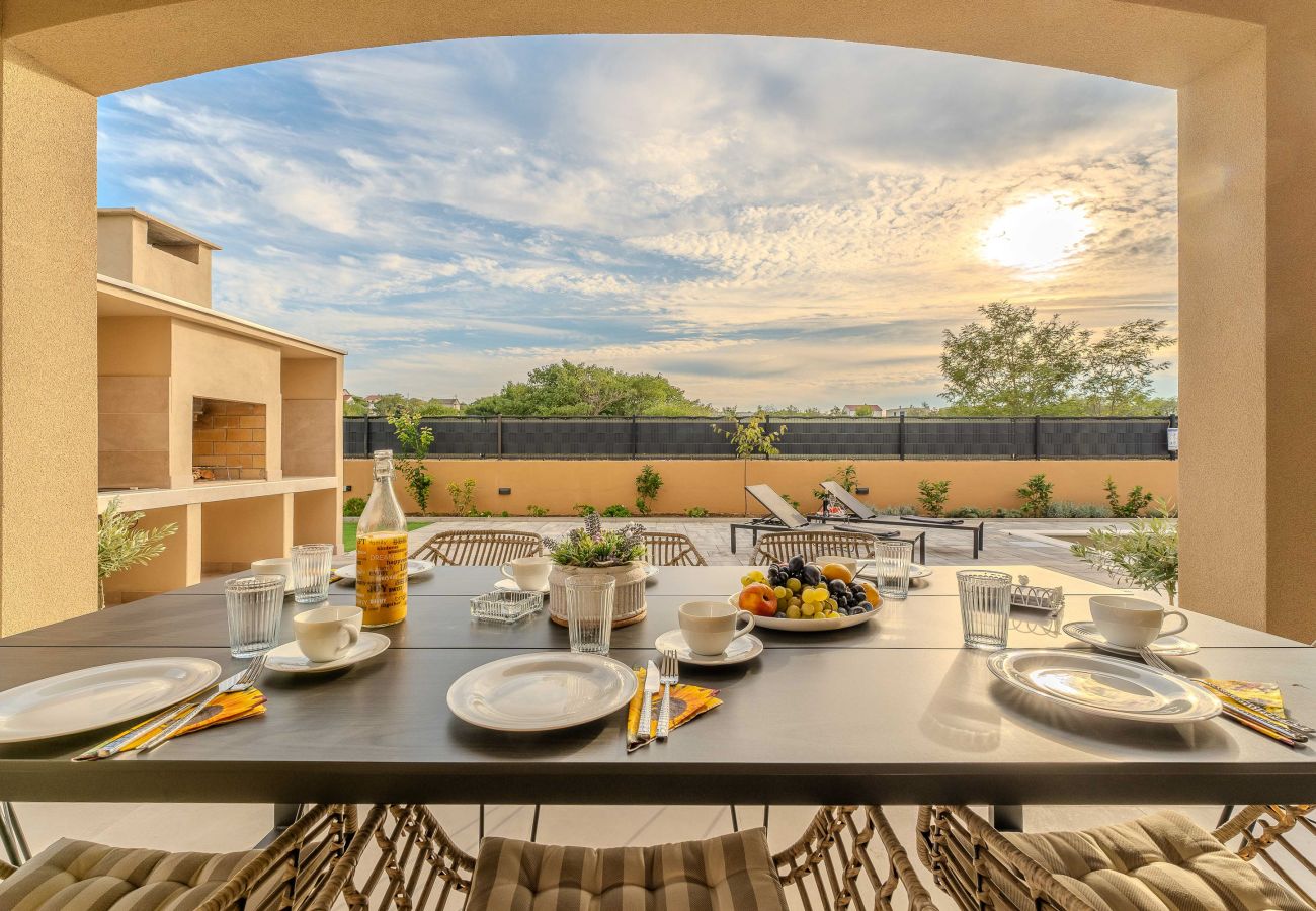 House in Ražanac - Pecora Nera