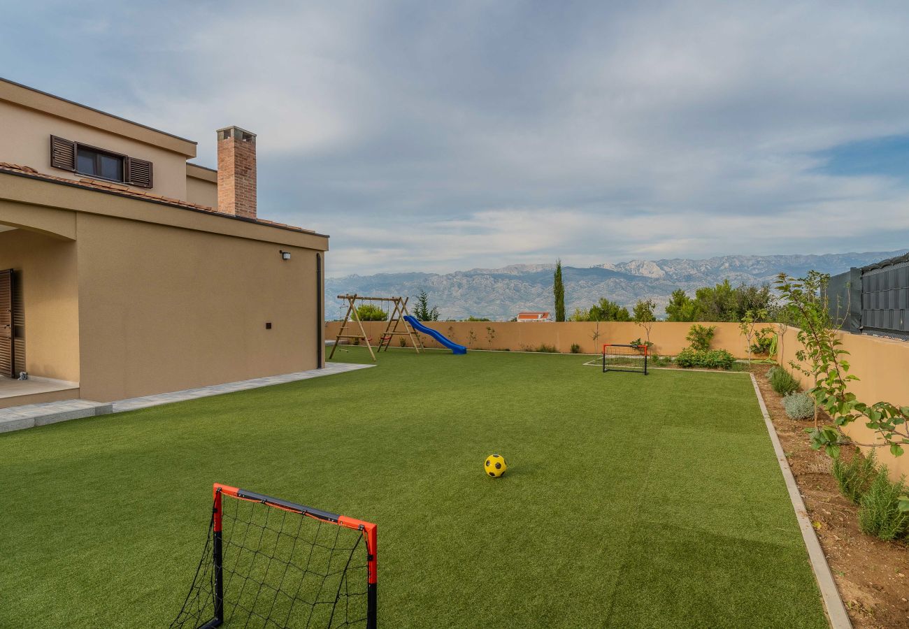 House in Ražanac - Pecora Nera