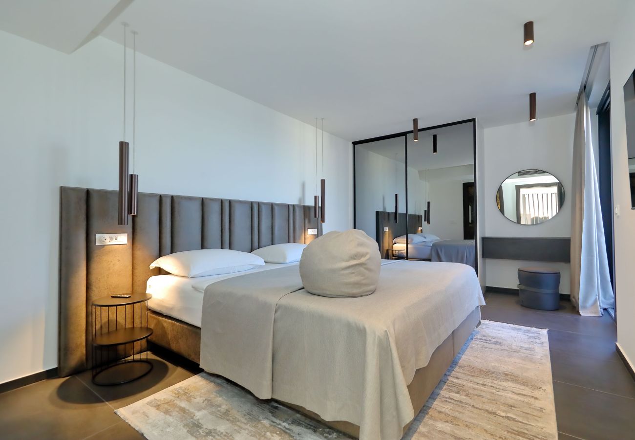 Villa in Vir - Villa pot