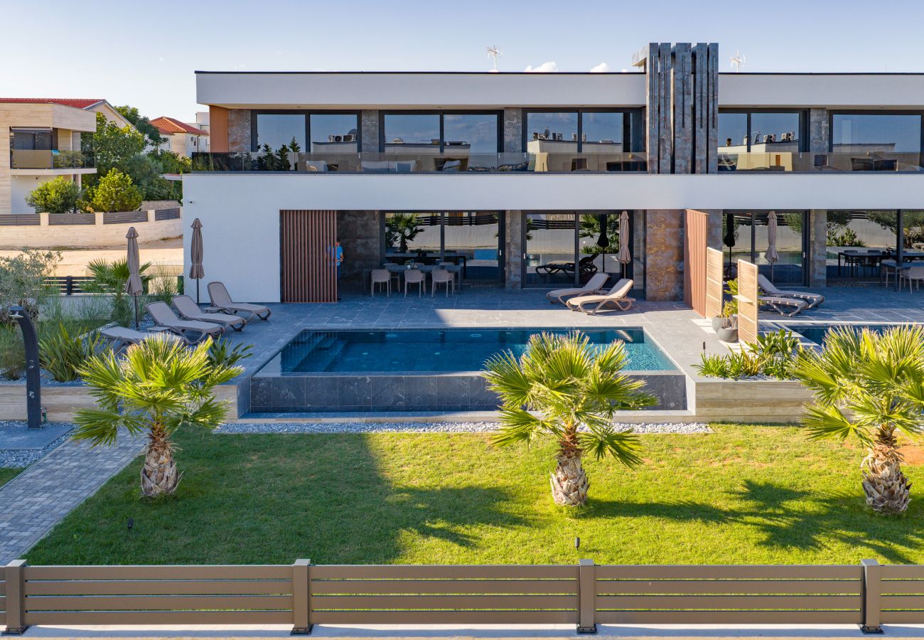 Villa in Vir - Villa pot