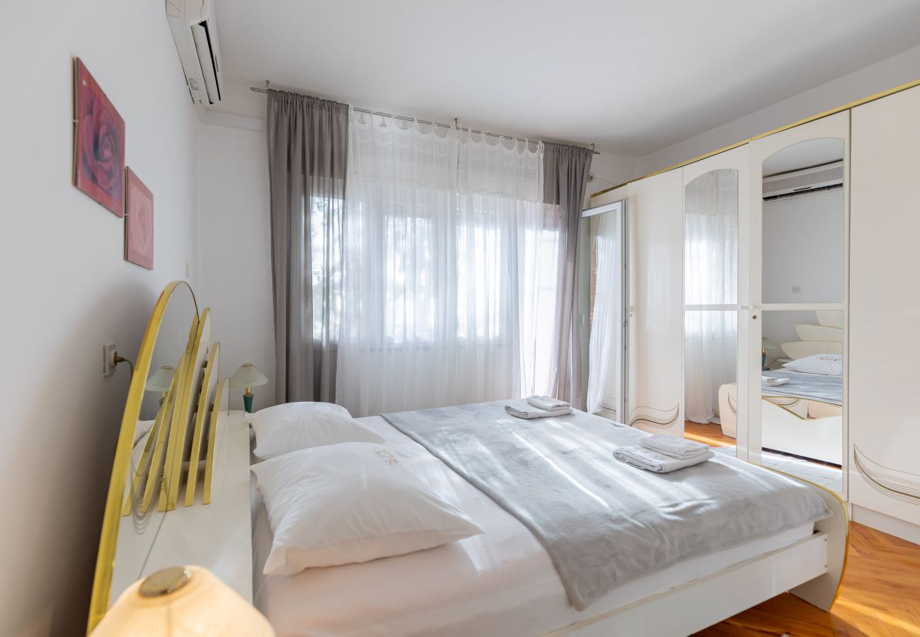 Rent by room in Starigrad - Tinka, Zimmer No 2