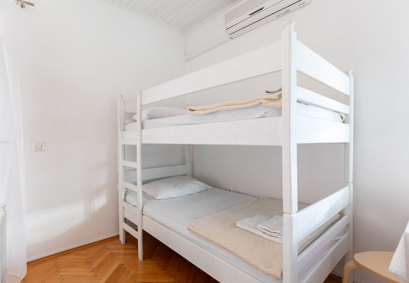 Rent by room in Starigrad - Tinka, Zimmer No 5