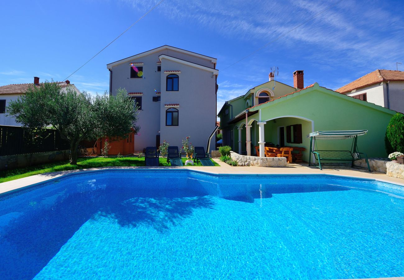 Apartment in Zadar - Marinko, No. 3, Große Ferienwohnung mit Pool