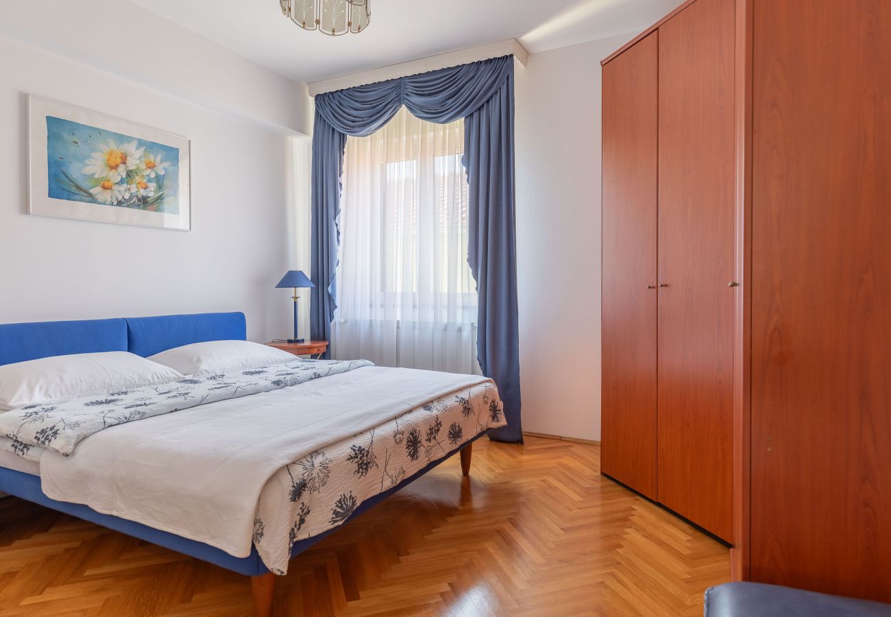 Apartment in Zadar - Marinko, No. 3, Große Ferienwohnung mit Pool