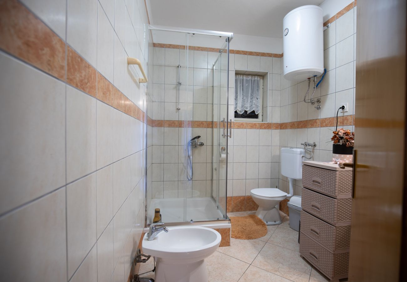 Rent by room in Starigrad - Tinka, Zimmer No 1