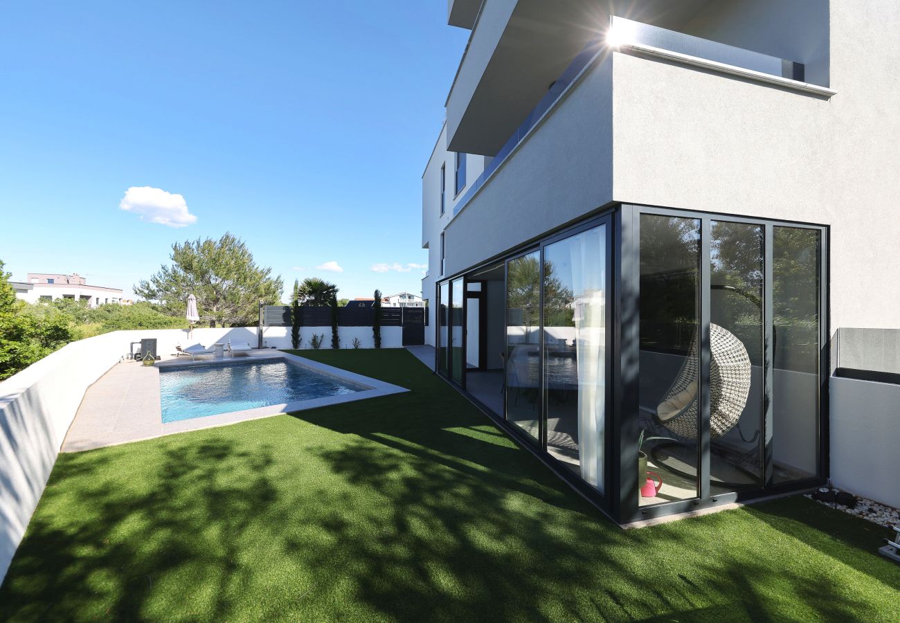 Apartment in Nin - RoBell