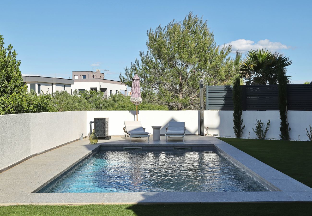 Apartment in Nin - RoBell