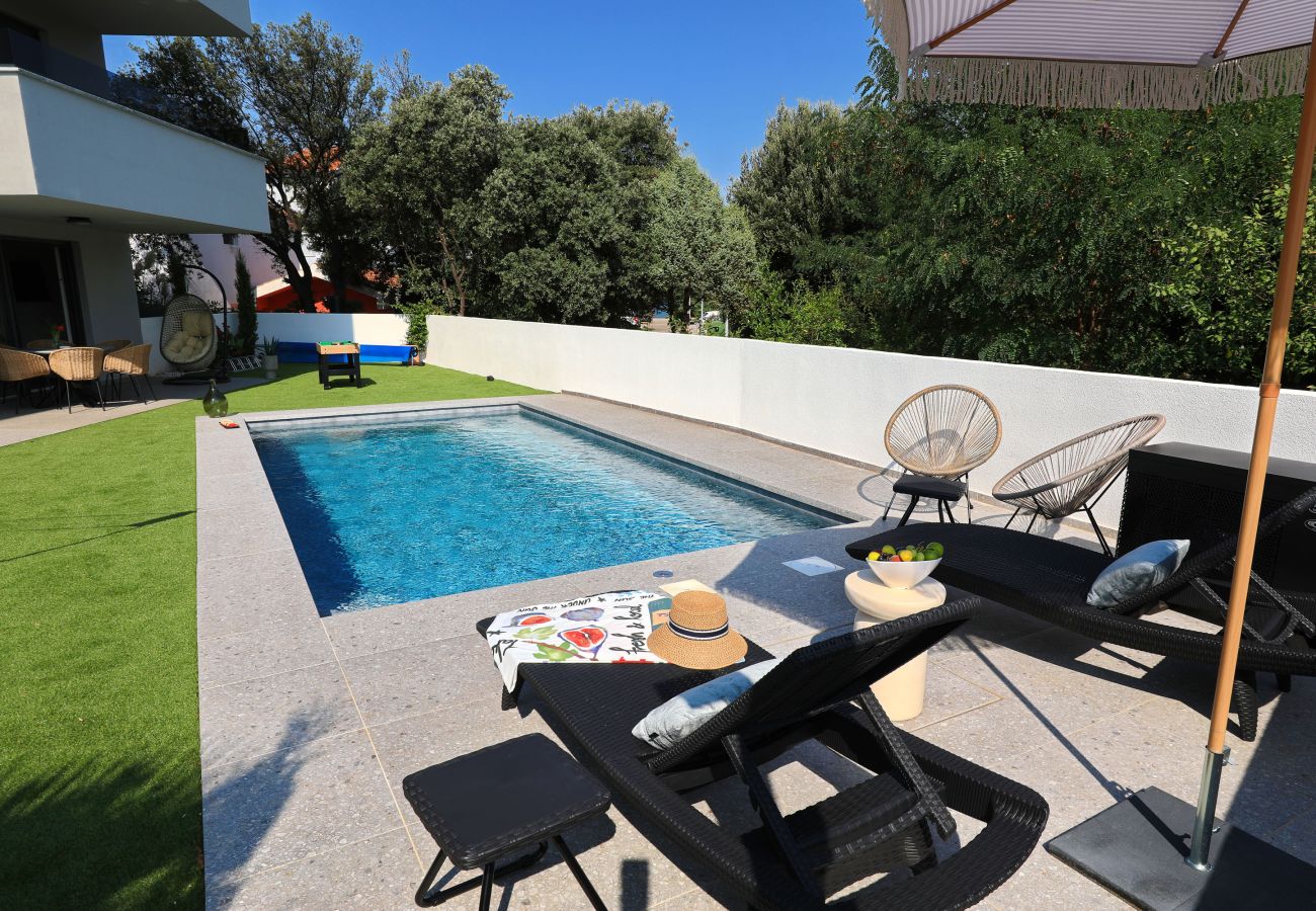 Apartment in Nin - RoBell