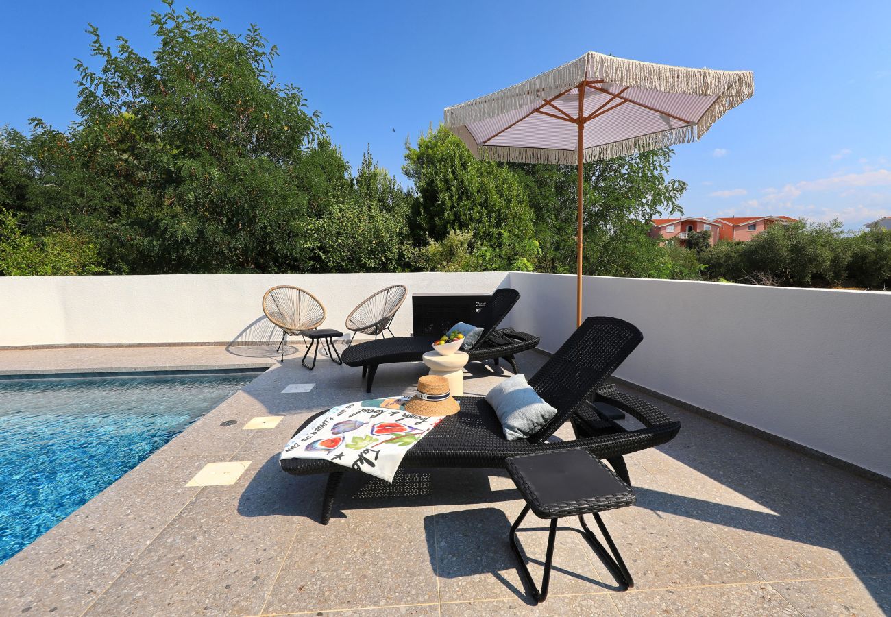 Apartment in Nin - RoBell