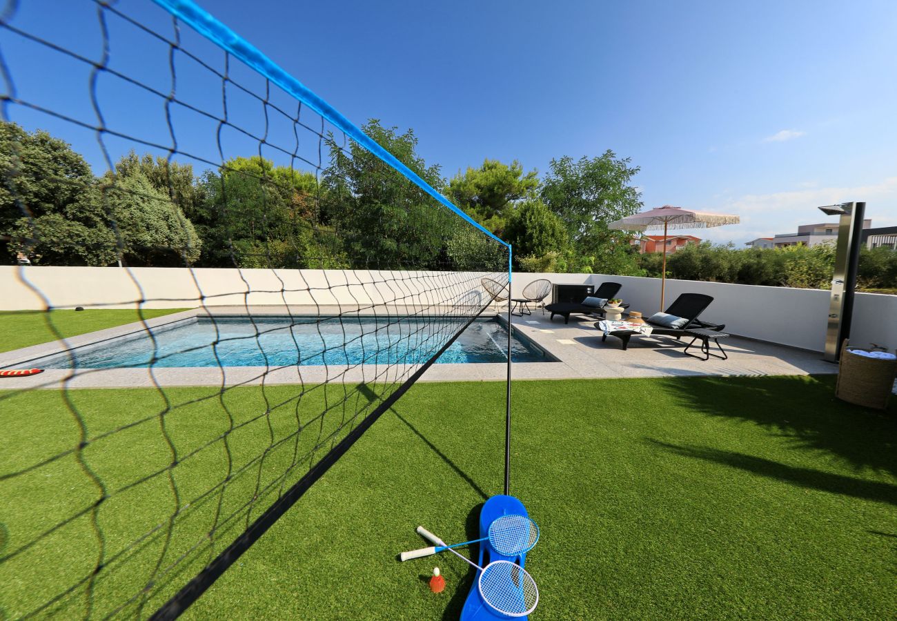 Apartment in Nin - RoBell