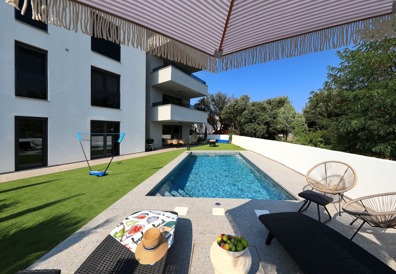 Apartment in Nin - RoBell