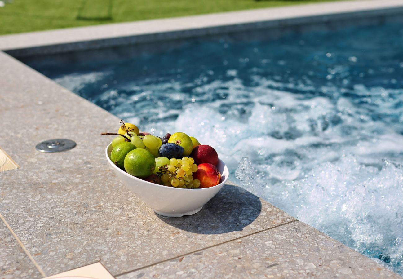 Apartment in Nin - RoBell