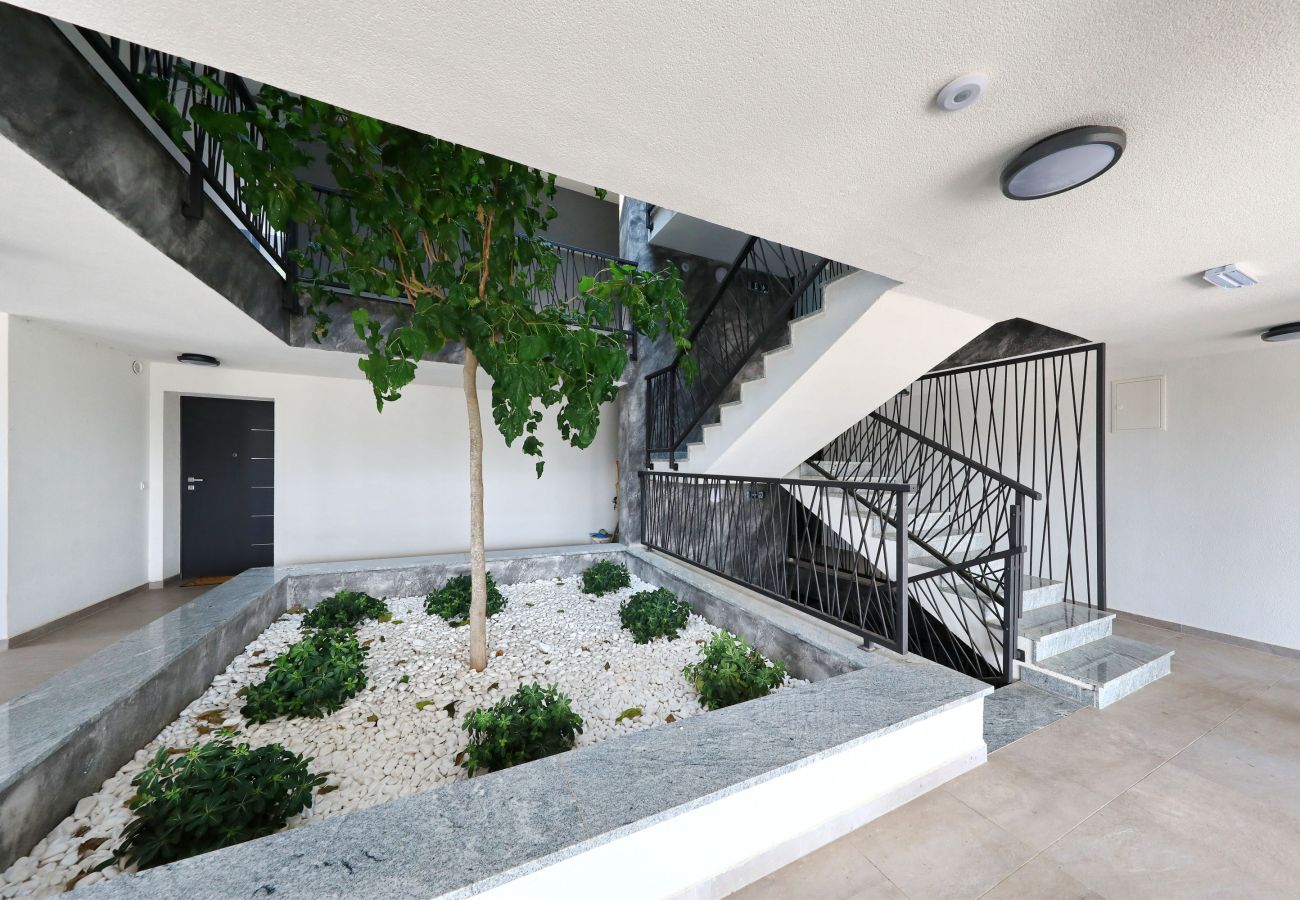 Apartment in Nin - RoBell