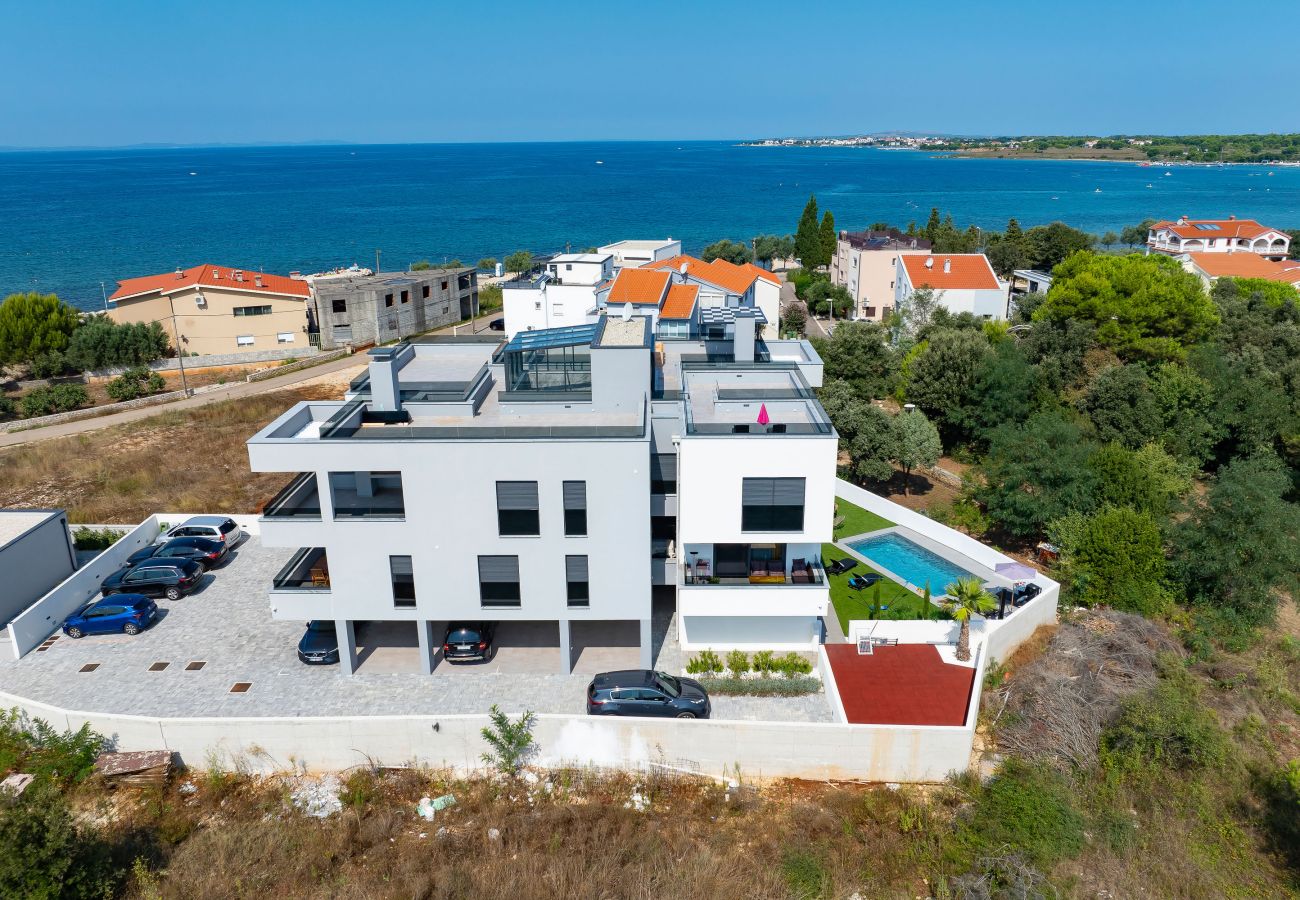 Apartment in Nin - RoBell