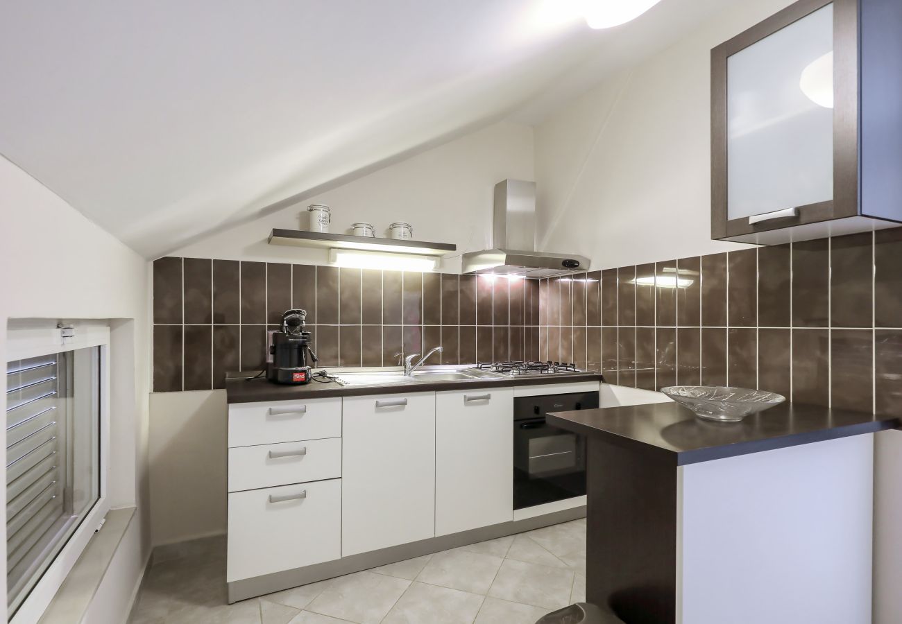 House in Polaca - Polaca, Ferienhaus mit Pool, Grill und