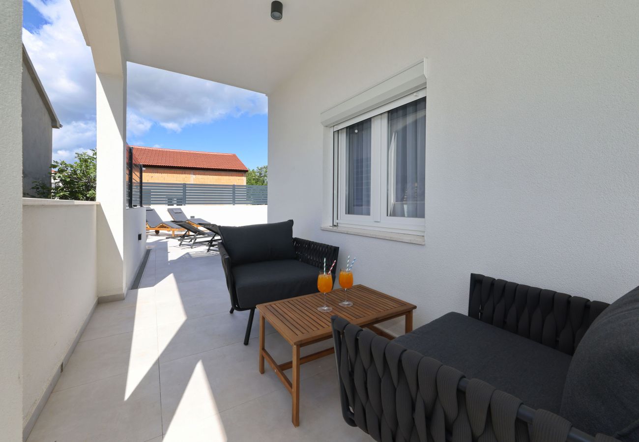 Apartment in Maslenica - Ferienhaus Kala Maslenica