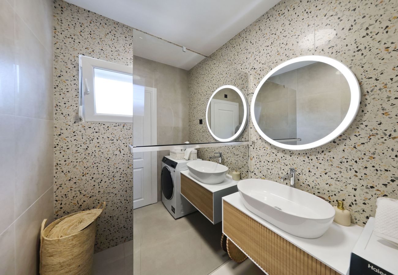 Apartment in Maslenica - Ferienhaus Kala Maslenica