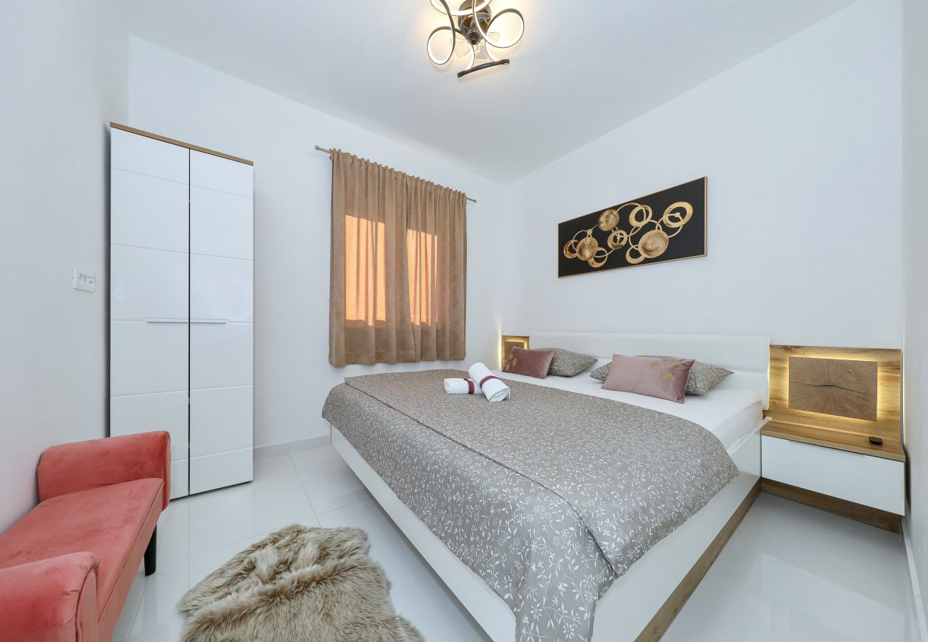 House in Dobropoljana - Orchid stay