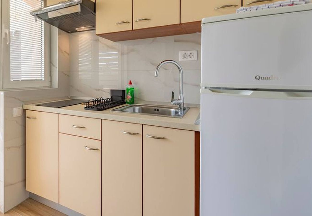 Studio in Starigrad - Stanic, No 1