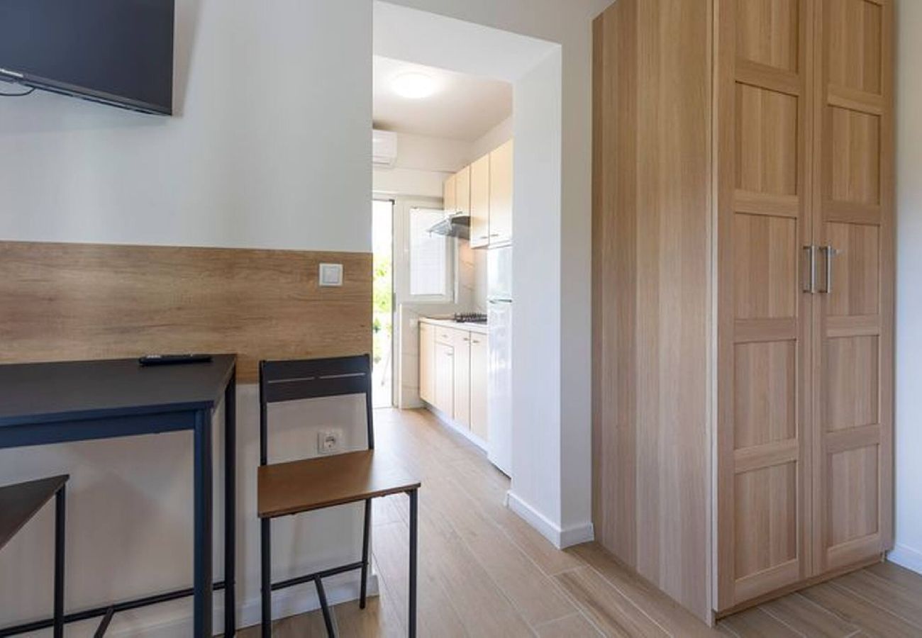 Studio in Starigrad - Stanic, No 1