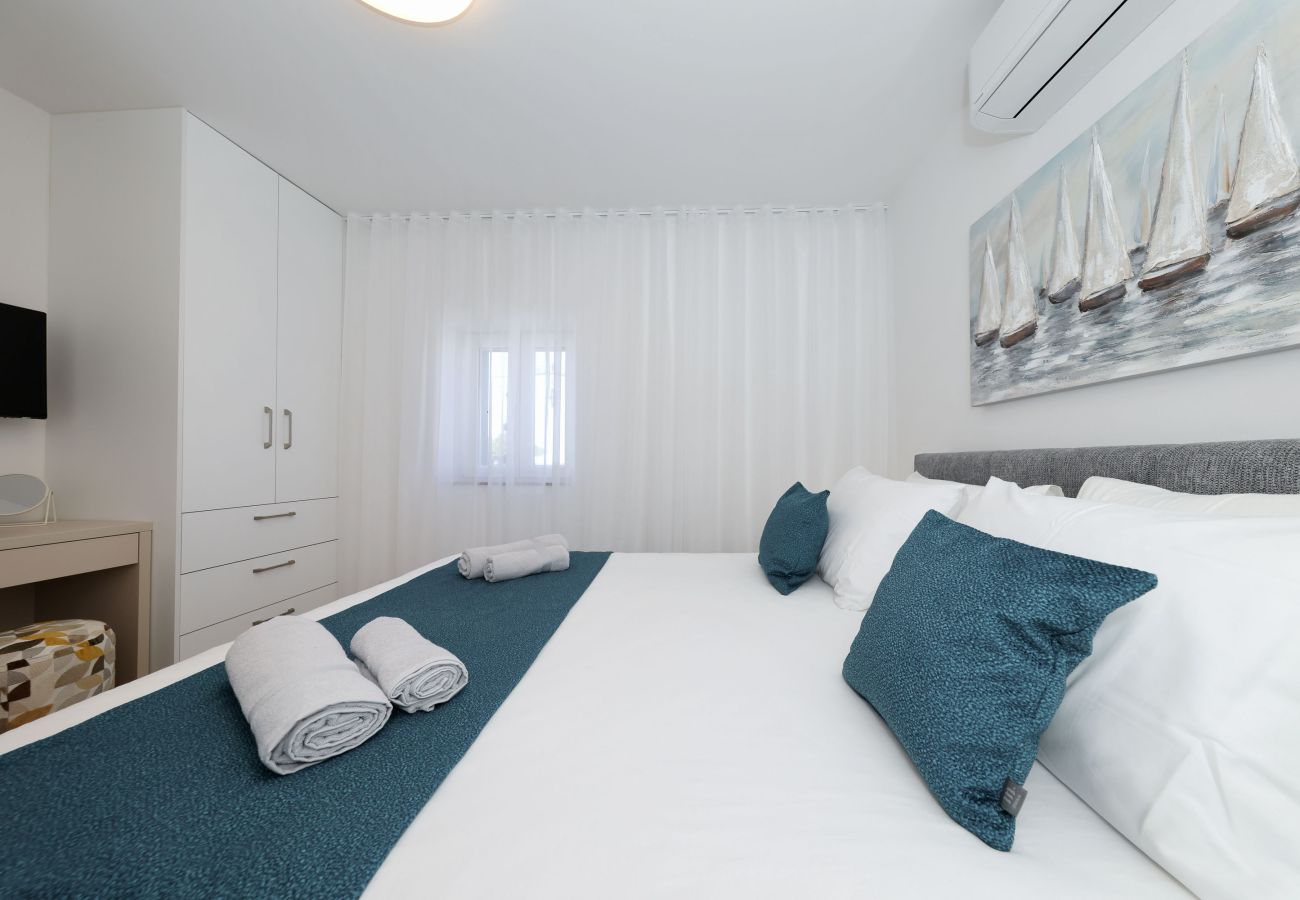 House in Vrsi - Holiday house Luca