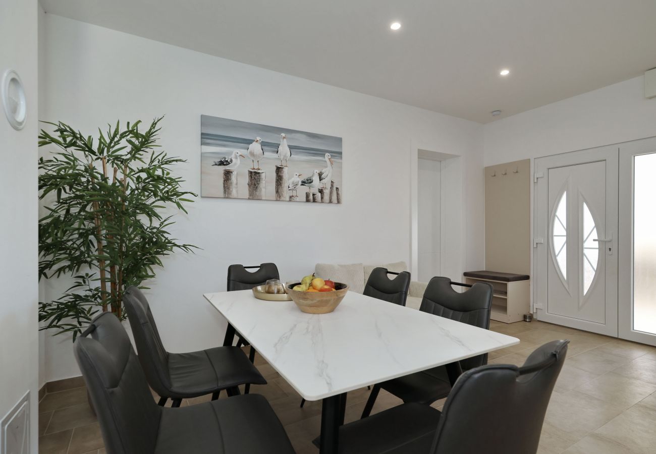 House in Vrsi - Holiday house Luca