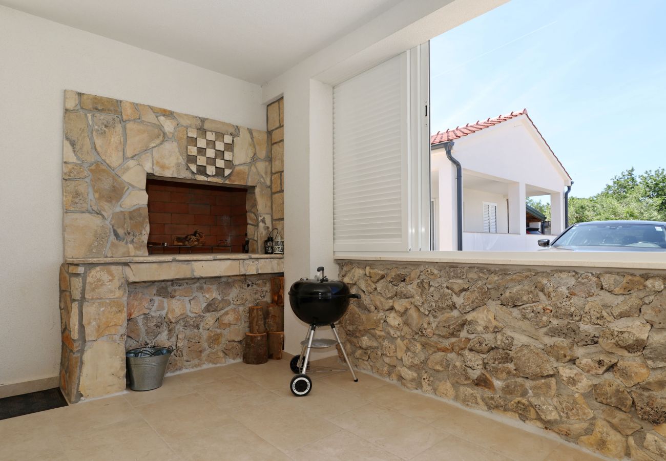 House in Vrsi - Holiday house Luca