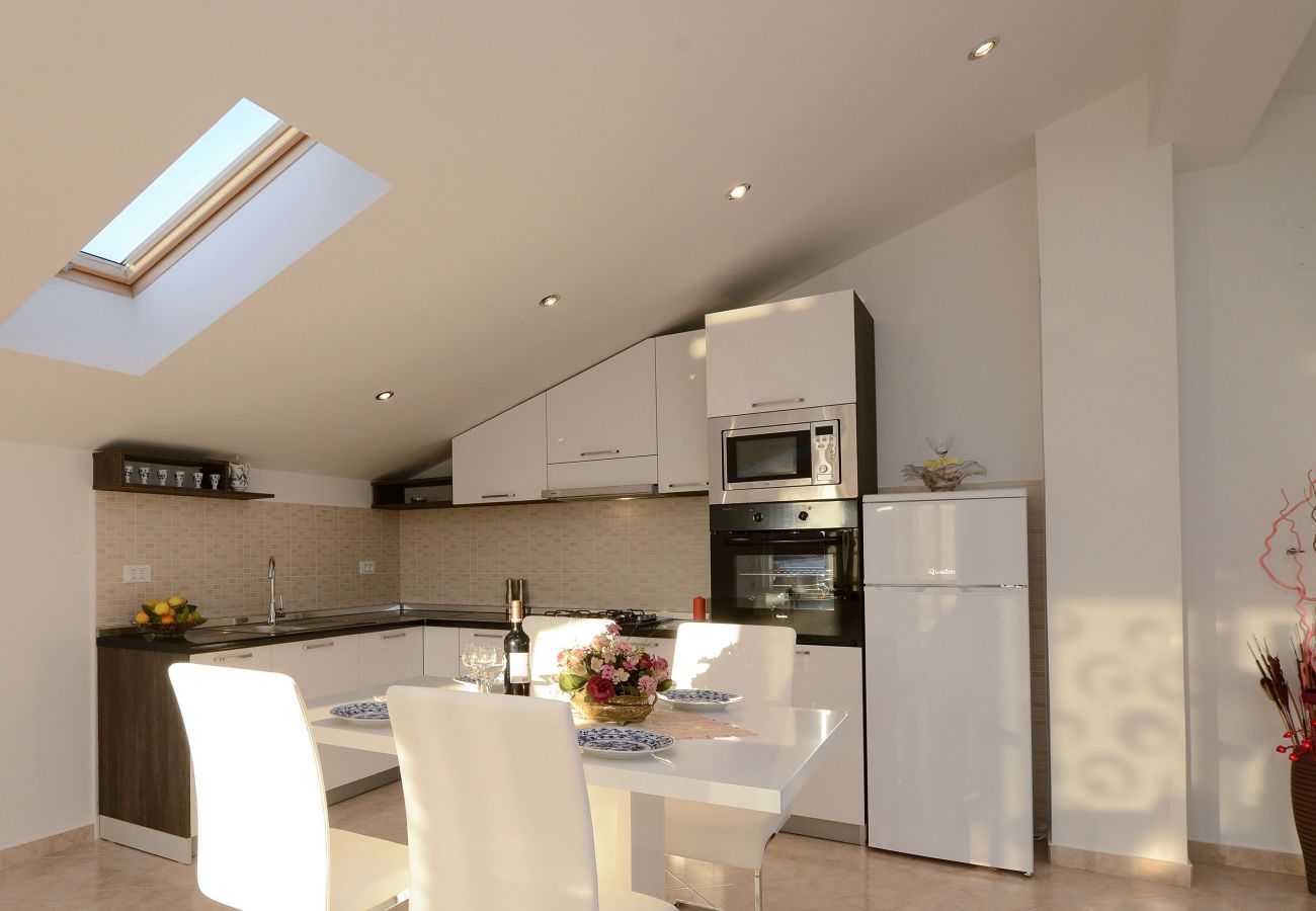 Apartment in Zadar - Marinko, No. 1