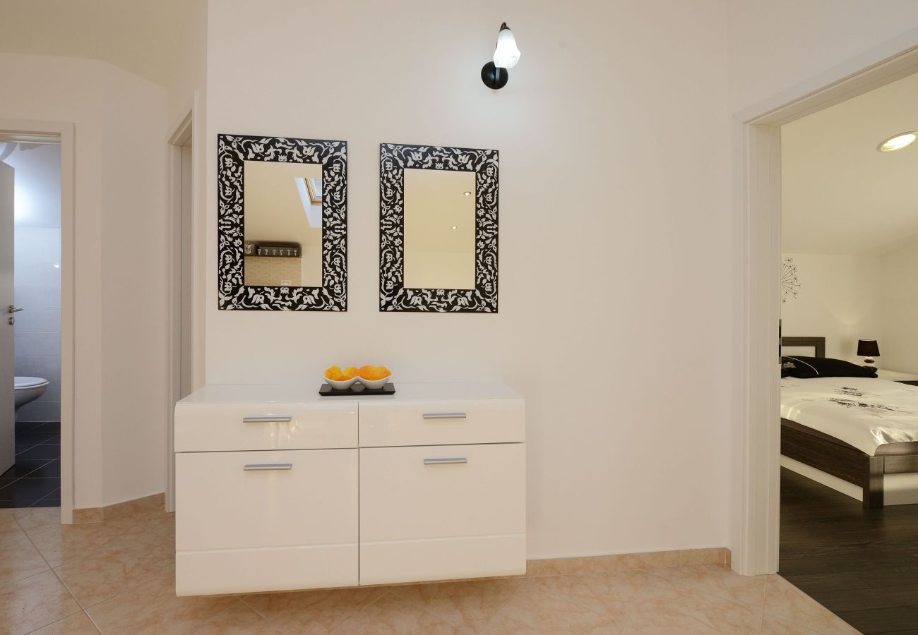 Apartment in Zadar - Marinko, No. 1