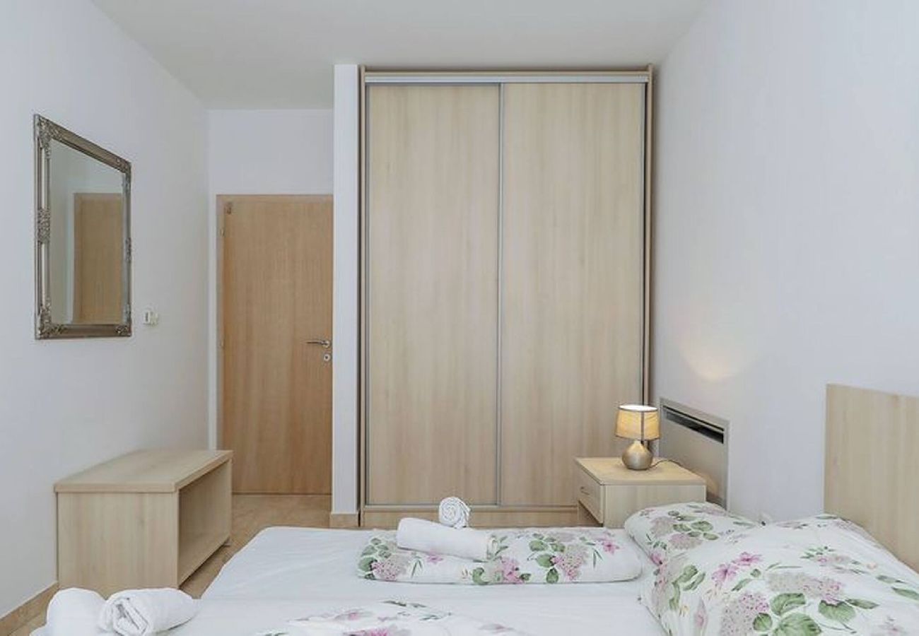Apartment in Privlaka - Darsofina No 1 