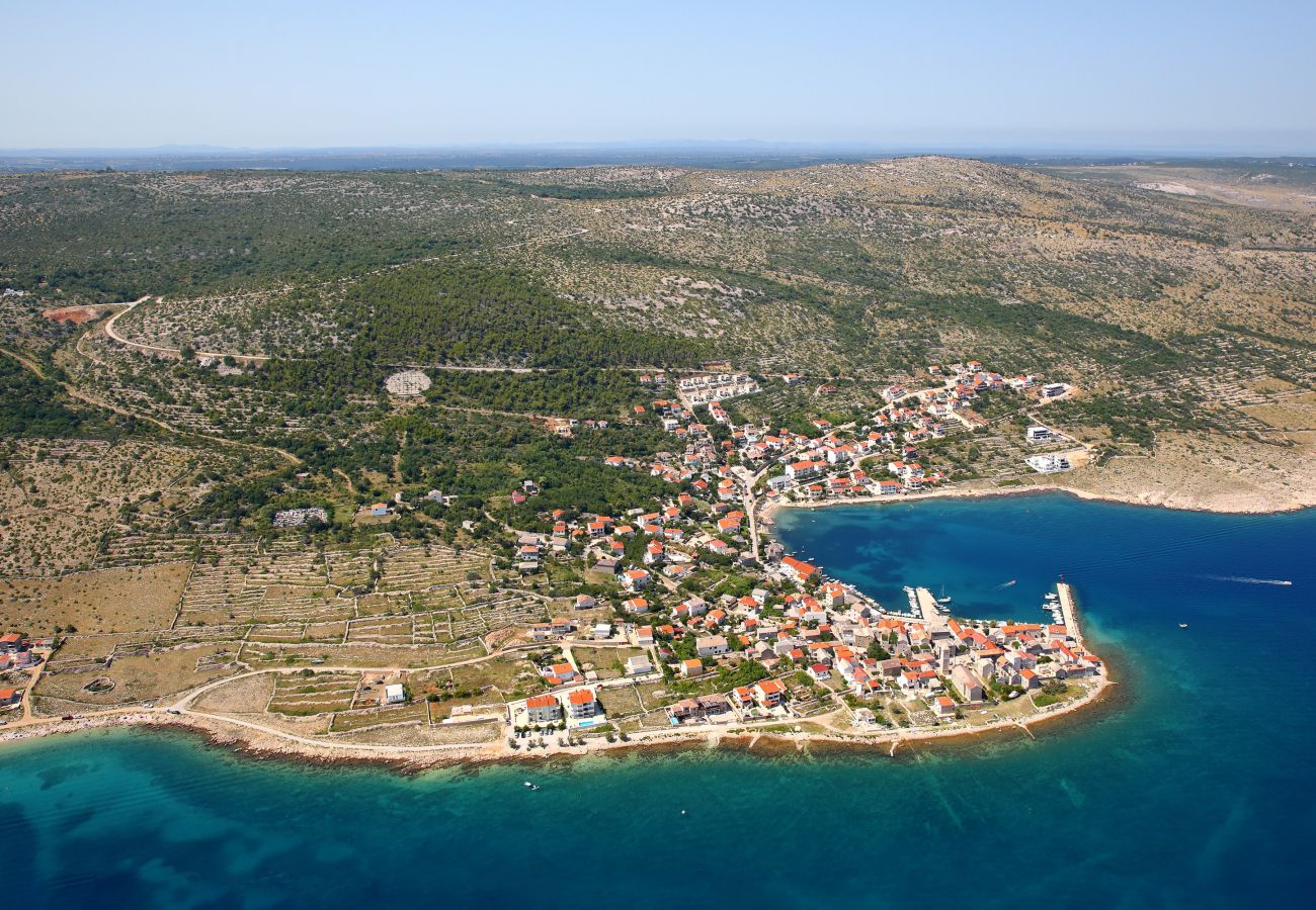 Villa in Vinjerac - Villa One with Heated Pool