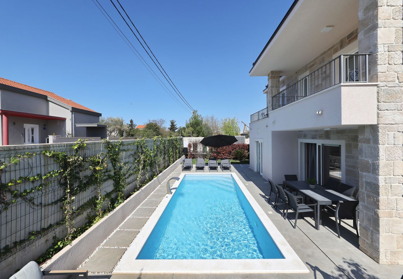 House in Zadar - Holiday Home Casa Coral with Heated Private Pool