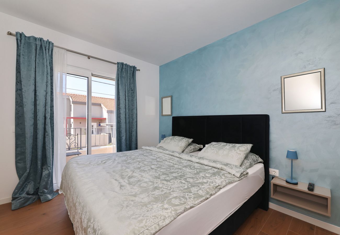 House in Zadar - Holiday Home Casa Coral with Heated Private Pool