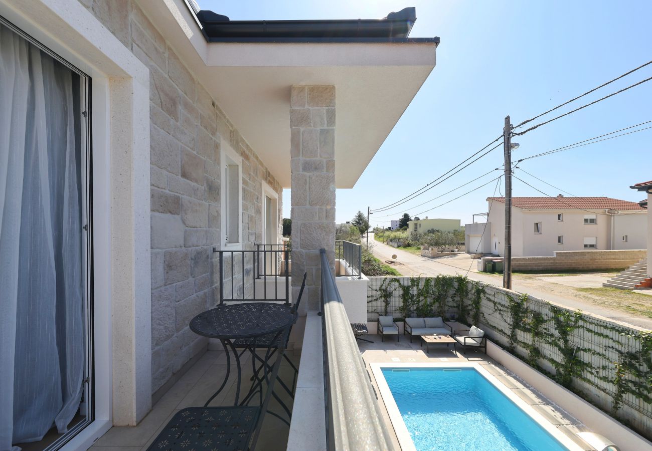 House in Zadar - Holiday Home Casa Coral with Heated Private Pool