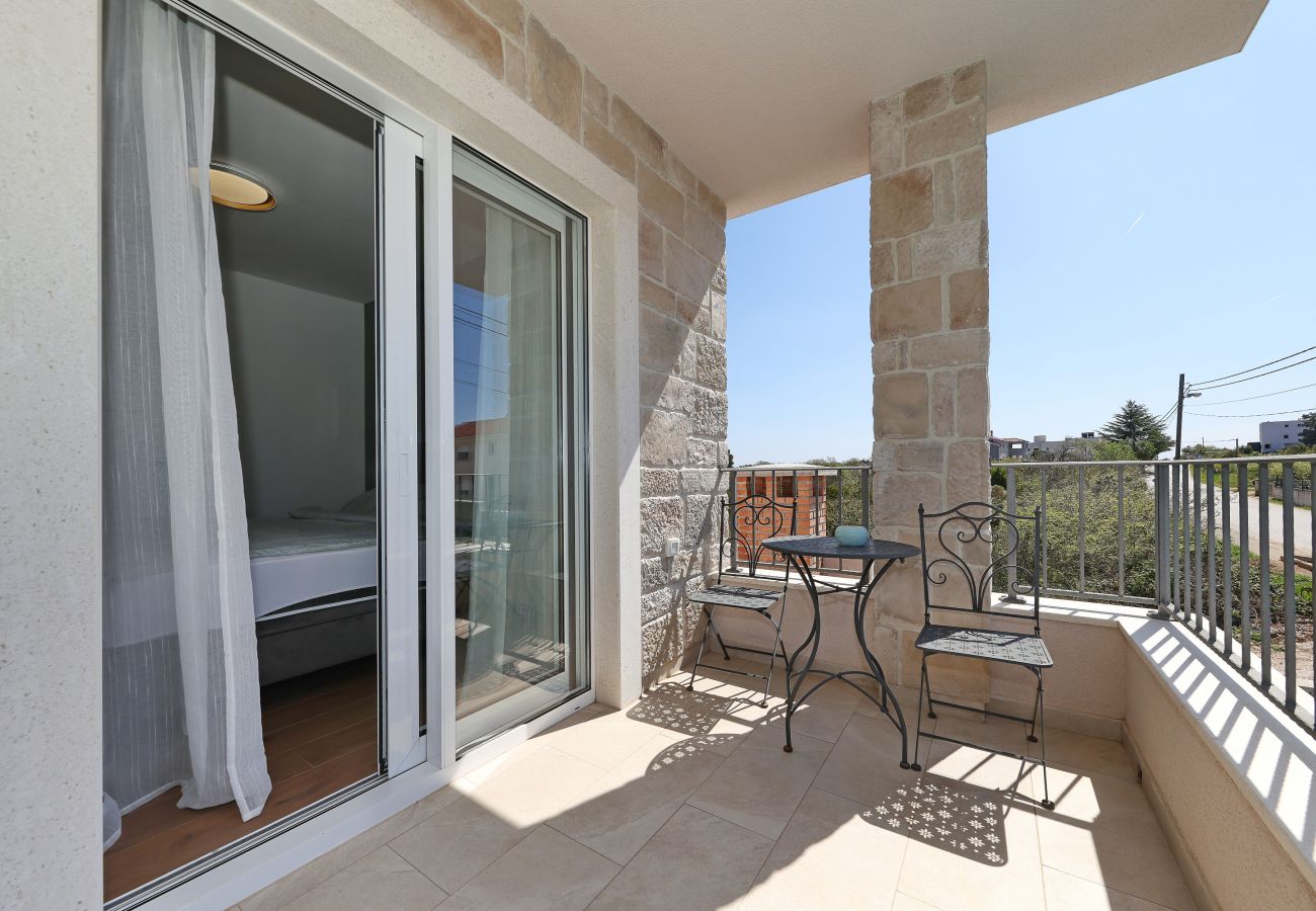 House in Zadar - Holiday Home Casa Coral with Heated Private Pool