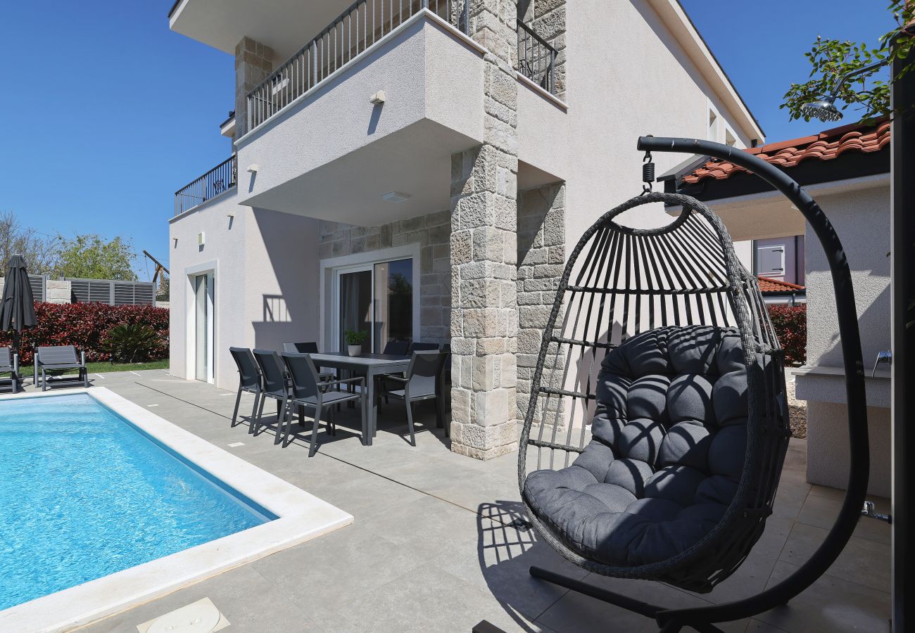 House in Zadar - Holiday Home Casa Coral with Heated Private Pool